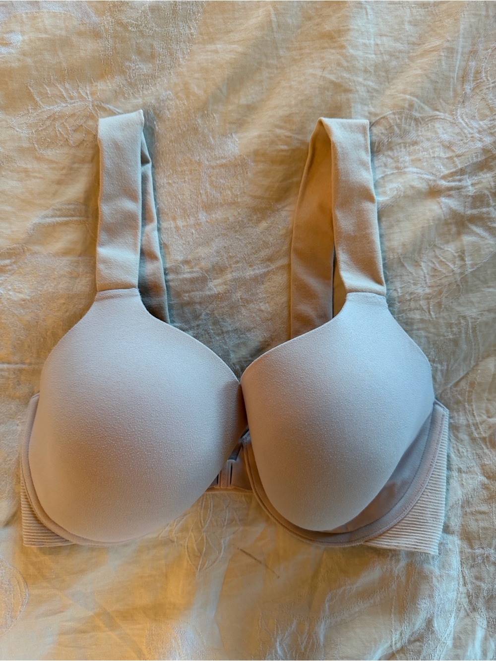SPANX Bra-llelujah! Nude Bra 34D Padded Underwire Comfort Back